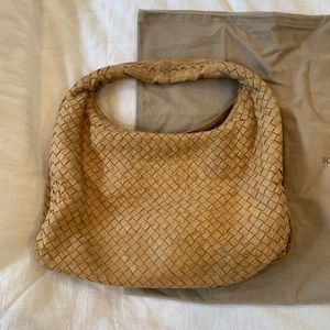 Bottega veneta interratio bag beige